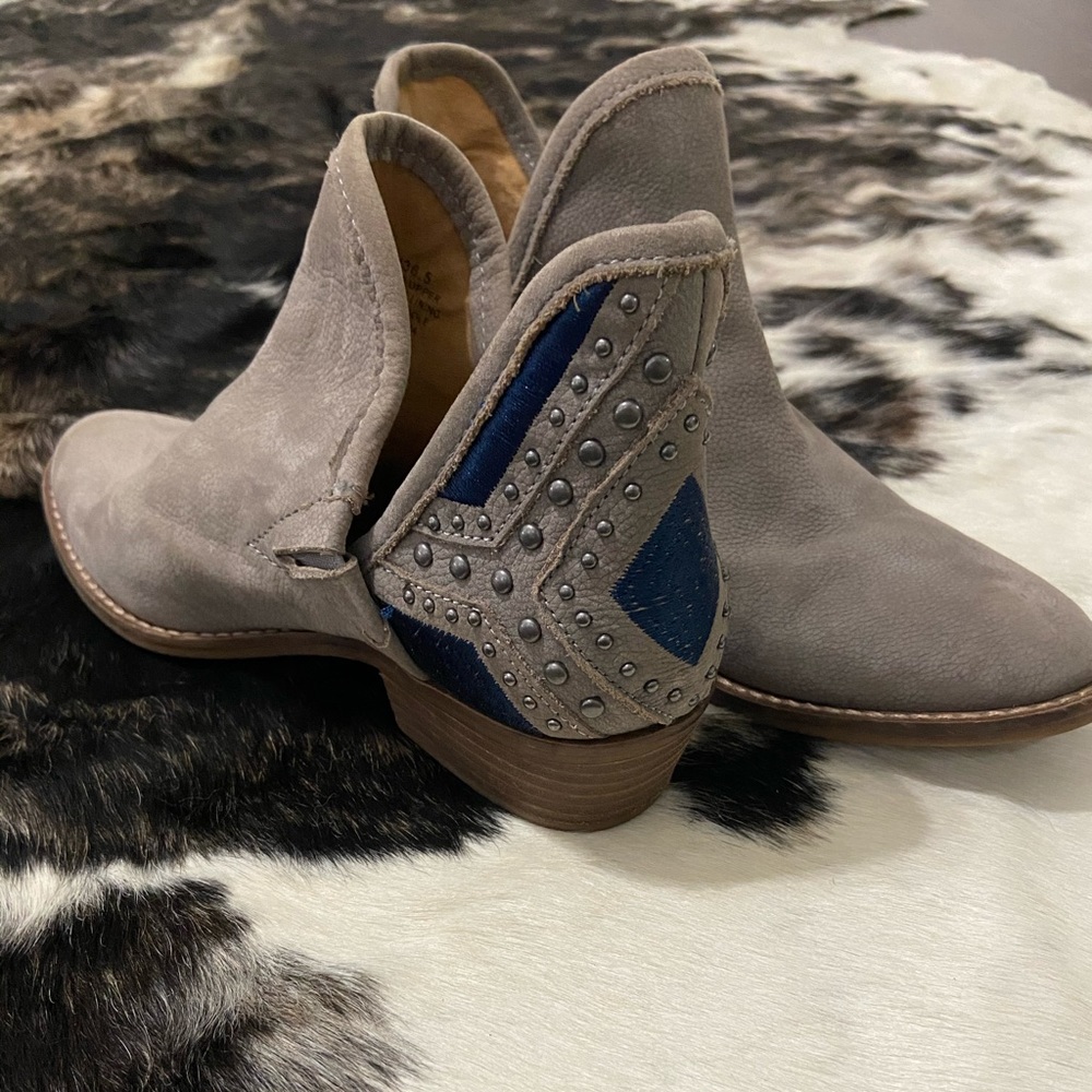 Grey faux leather embellished Lucky Brand bootie